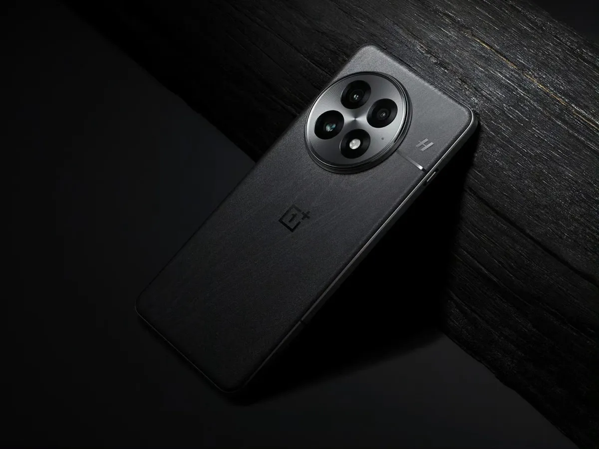 Yeni sızıntılar OnePlus 13’ün tasarımına ışık tutuyor